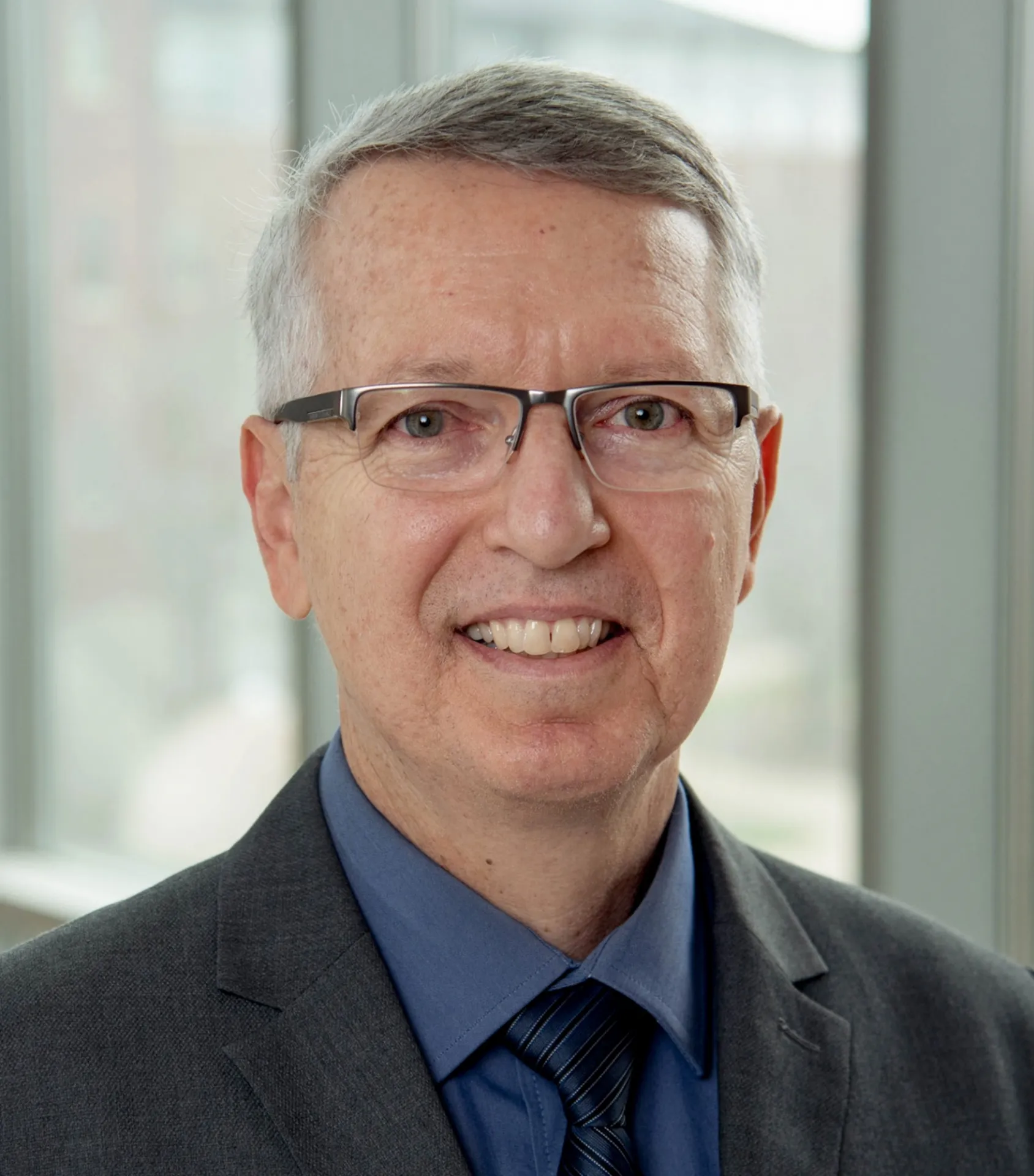 Headshot of Professor C. Armando Duarte