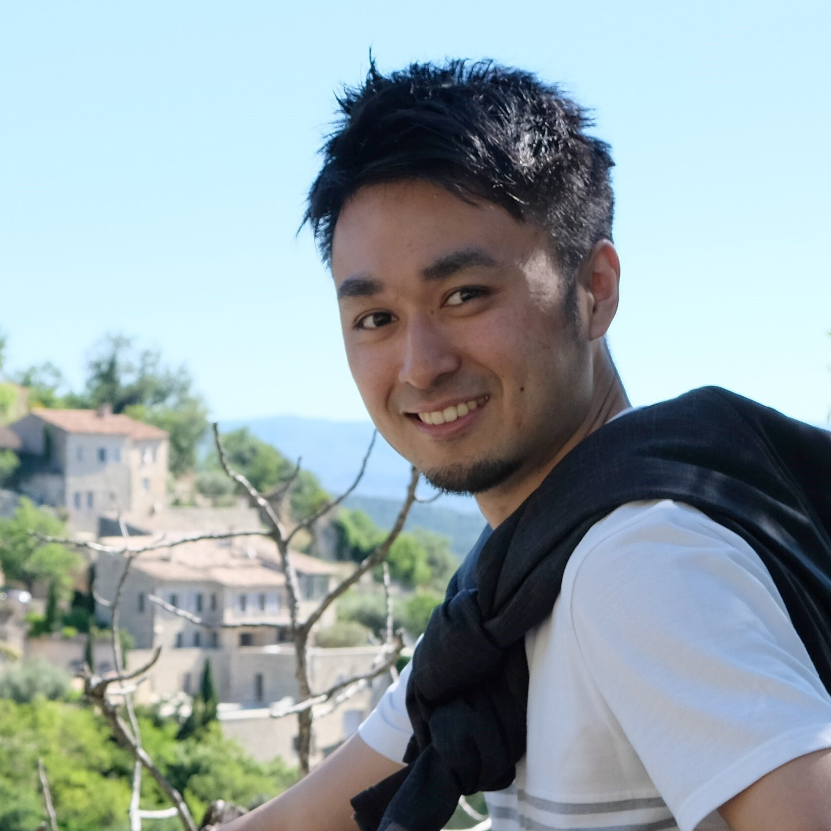 Headshot of Takahiro Yabe